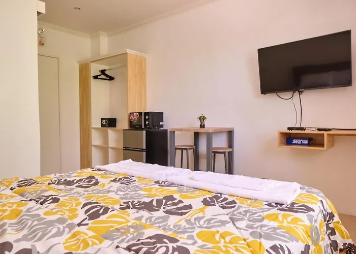 Hidden Hill Hotel 2*